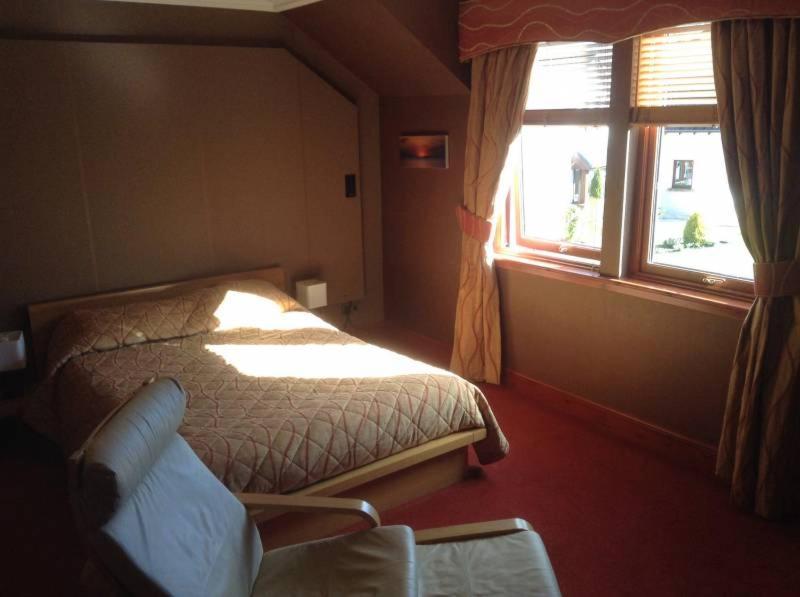 Tranquil Accommodation In A Great Location. Lanark Bagian luar foto