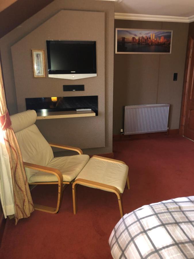 Tranquil Accommodation In A Great Location. Lanark Bagian luar foto