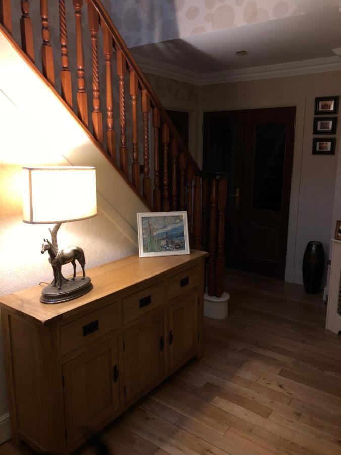 Tranquil Accommodation In A Great Location. Lanark Bagian luar foto