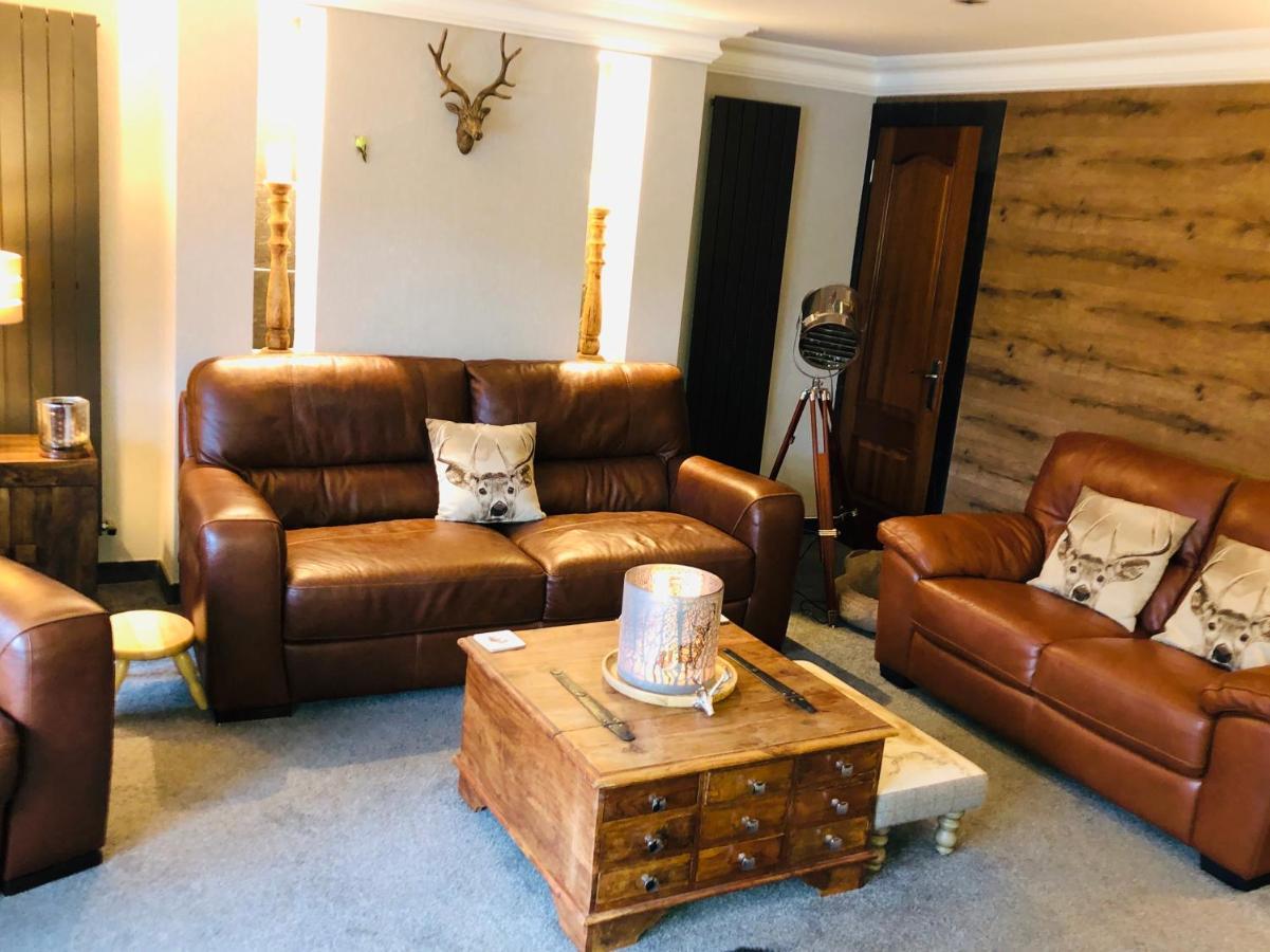 Tranquil Accommodation In A Great Location. Lanark Bagian luar foto