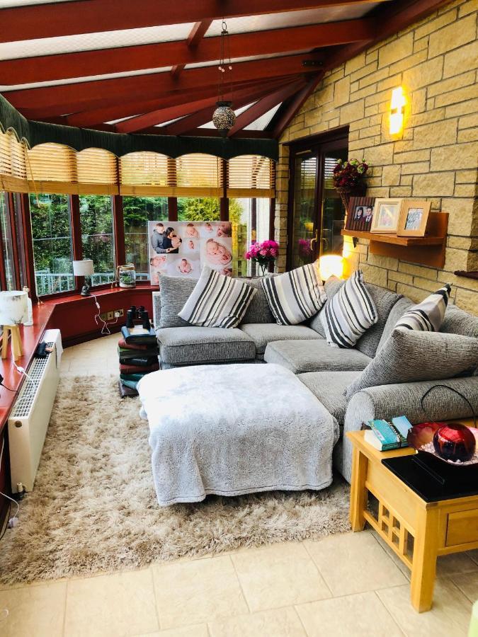 Tranquil Accommodation In A Great Location. Lanark Bagian luar foto